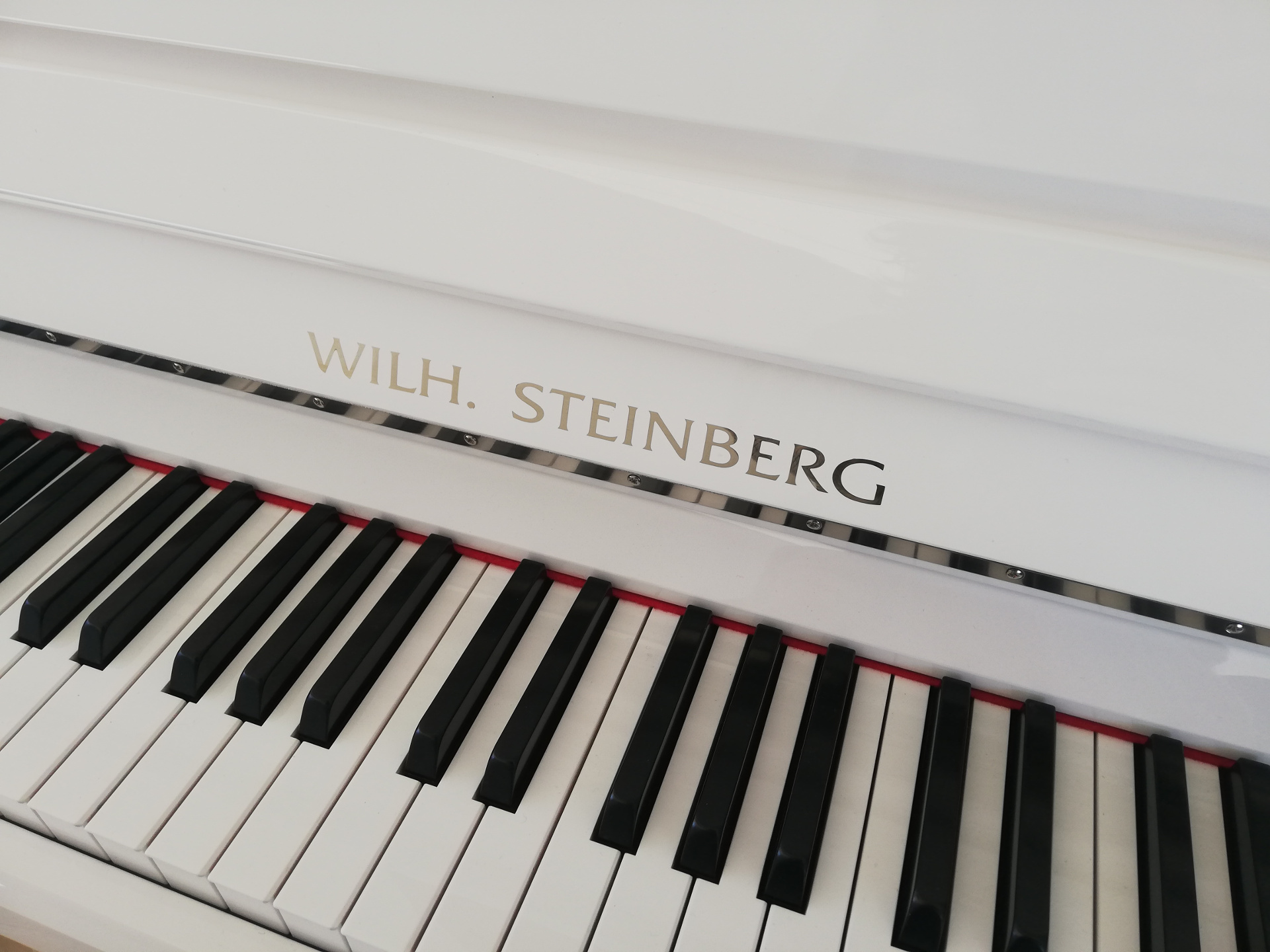 Marken Klavier und Piano - Beispiel Wilh. Steinberg